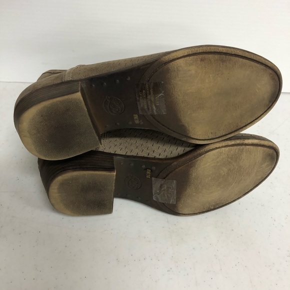 Lucky Brand Bashina Split Ankle Booties Size 8 - Picture 6 of 8